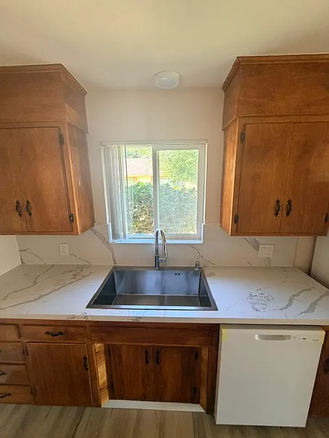 4505 25th Ave — Photo 3