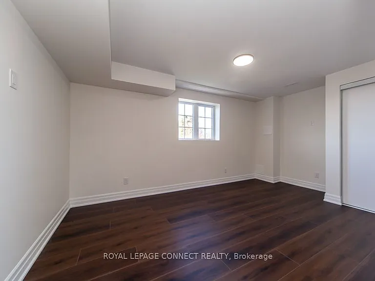 2412 Moonlight Cres #BASEMENT — Photo 14