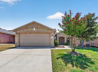 4008 Mantis St, Fort Worth, TX 76106