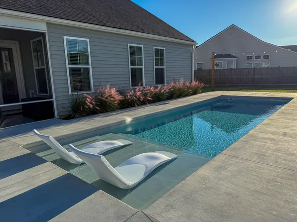 168 Netherfield Dr, Summerville, SC 29486