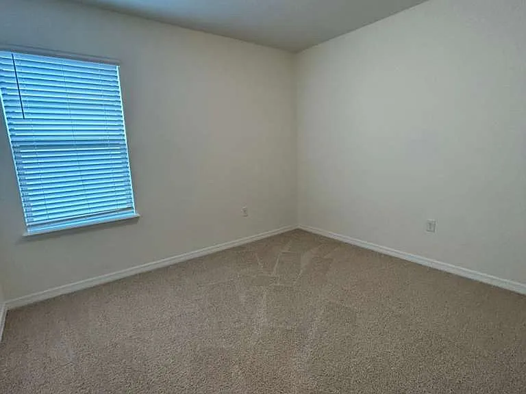 16453 Point Rock Dr — Photo 27