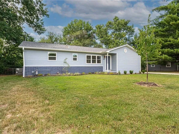 1103 Bella Vista Rd, Bentonville, AR 72712