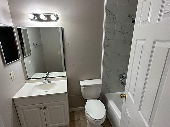 4th image of 1162 Westside Dr