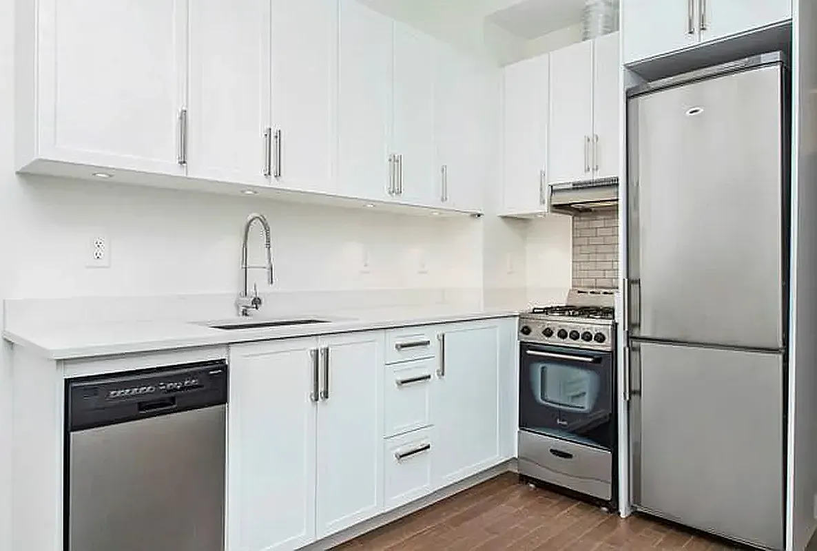 44 East End Avenue — Photo 3