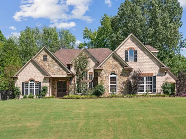 4238 Dickens Place Dr, Southaven, MS 38672