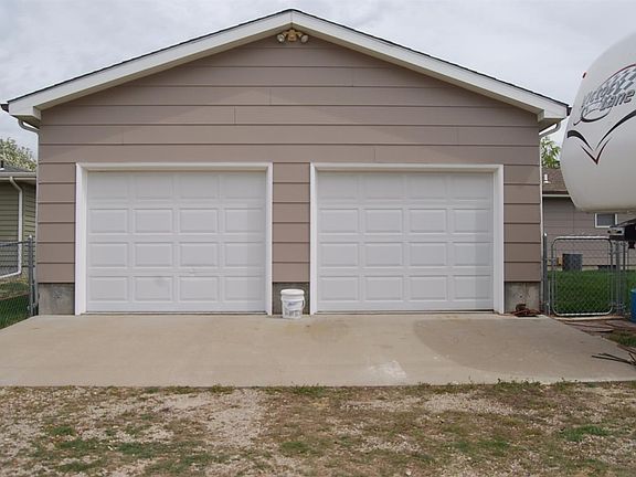 2nd image of 1207 Haney Dr