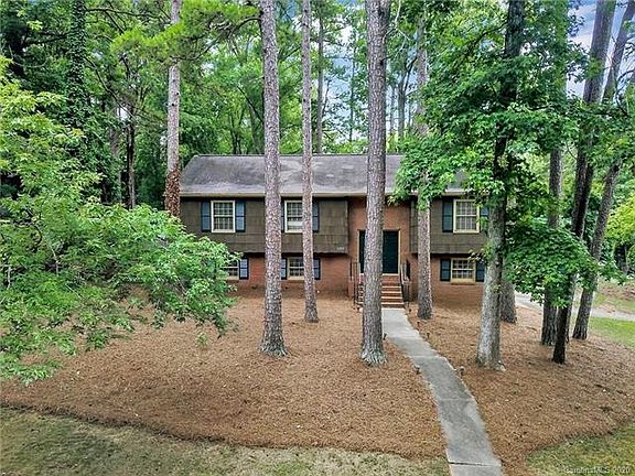 2nd image of 7527 Limerick Dr
