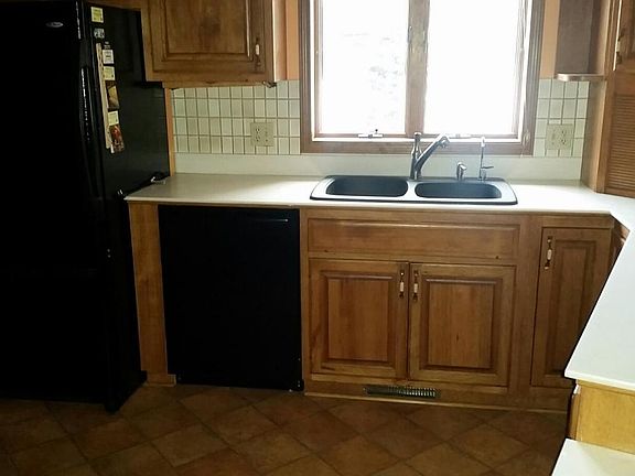 2nd image of 9338 Elmwood Ct