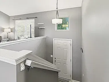 3 bed, 1417 sqft, $1,975 — Photo 4