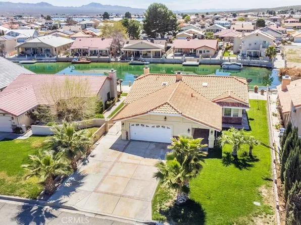 14363 Ironsides Ln, Helendale, CA 92342