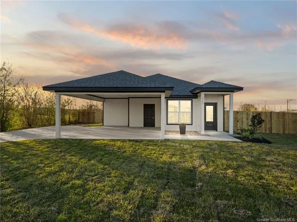 2780 Amber Sky Rd, Lake Charles, LA 70607