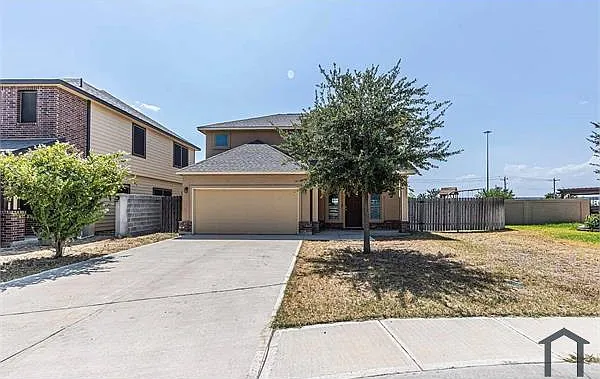 4 bed, 2298 sqft, $2,300 — Photo 2