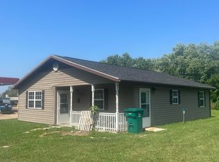 224 S Main St, Mountain Grove, MO 65711