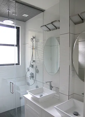 Sold by Roxann Realty LLC | media 11