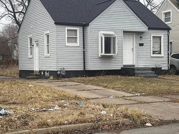 8643 Faust Ave, Detroit, MI 48228