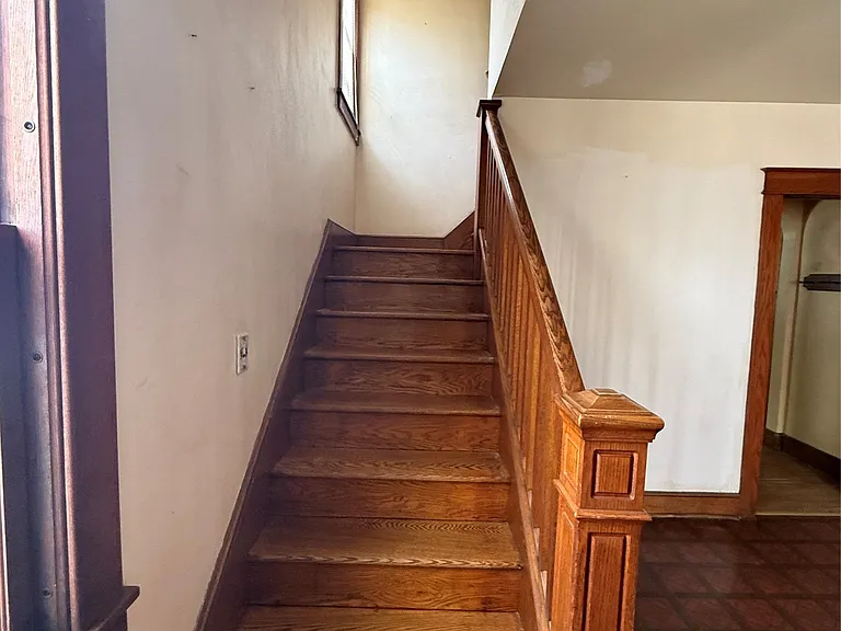 198 Chapin St — Photo 7
