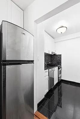 Rented by Corcoran | media 5