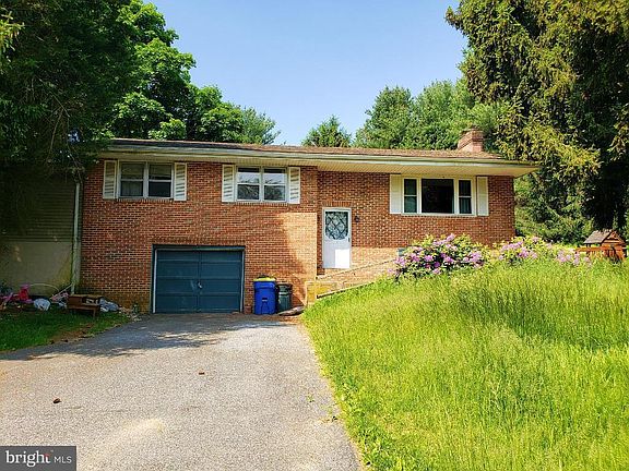 3rd image of 15694 Whitcraft Rd