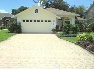 635 Lakewood Ln, Titusville, FL 32780