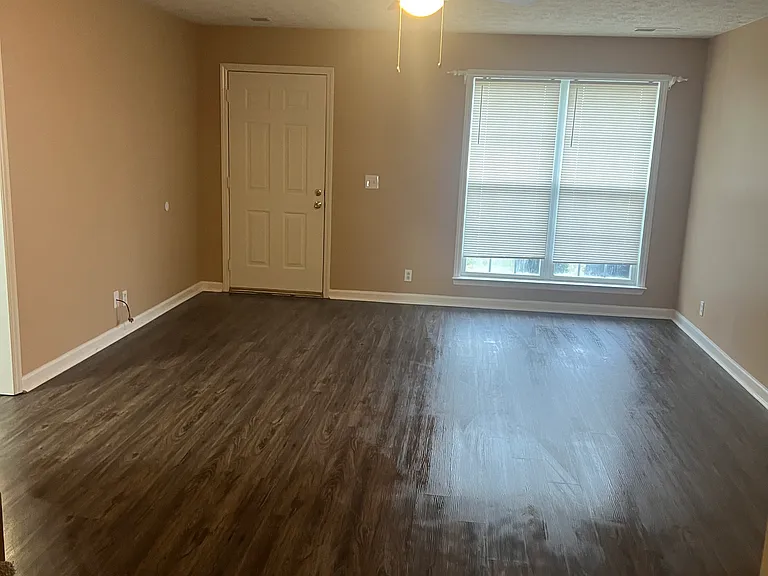 897 E Northfield Blvd — Photo 12
