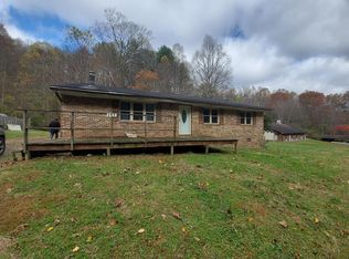 173 Flat Branch Rd, Arnett, WV 25007