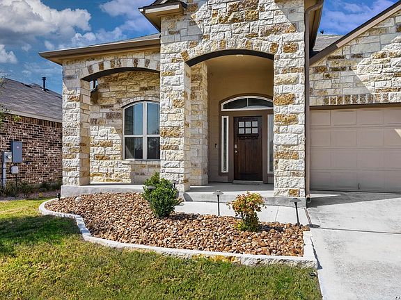 3rd image of 413 Blue Stem Road