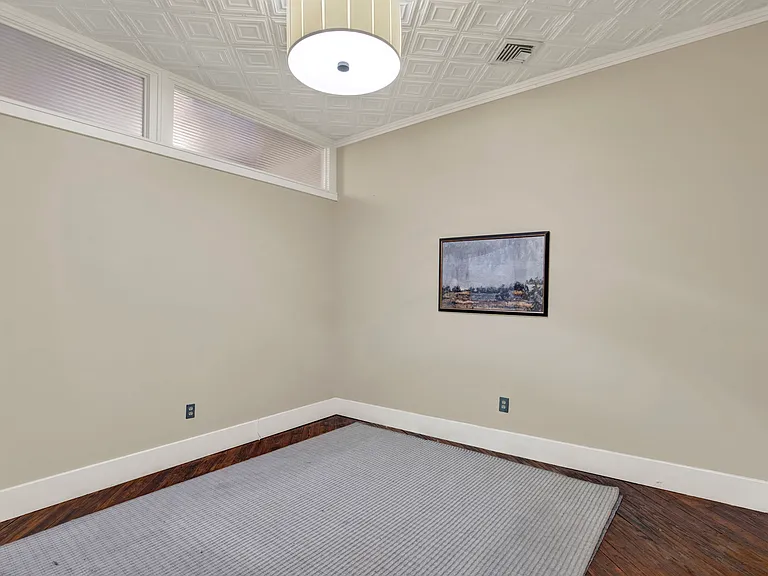 226 W Broughton St #2A — Photo 10