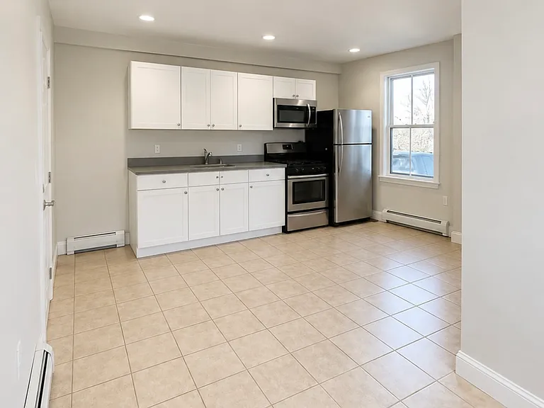 175 Boston St #2 — Photo 1
