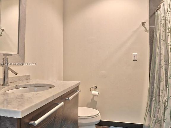 5th image of 900 Biscayne Blvd APT 3604