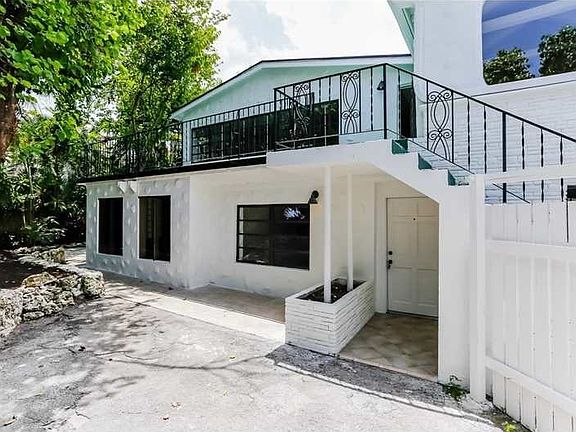 4th image of 1720 Wa Kee Na Dr #2A