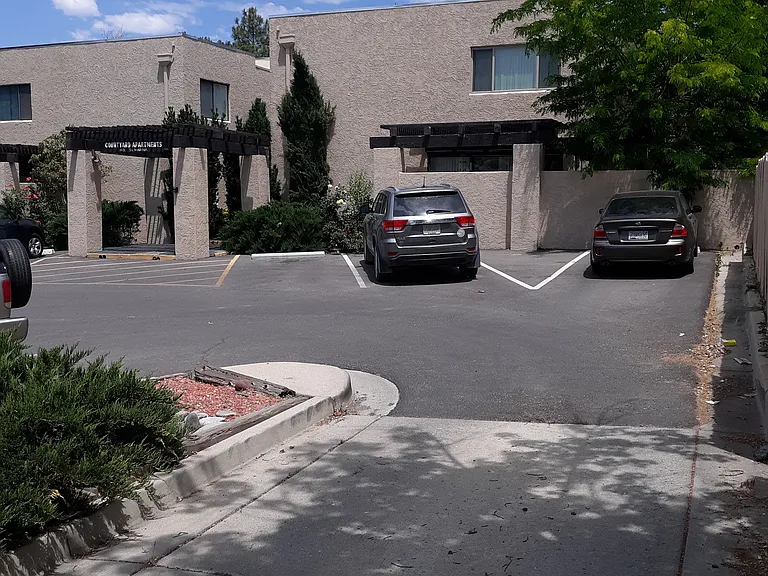 415 S Marina St — Photo 15