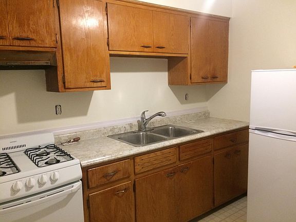 3rd image of 2128 La Mar Ave APT 3