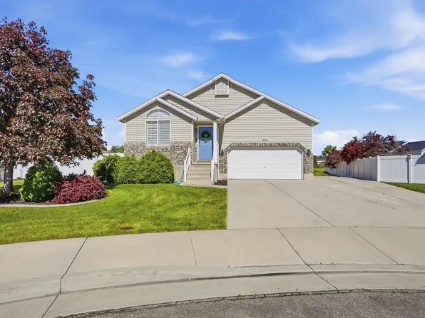 3076 S Alderstone Bay, West Valley City, UT 84128