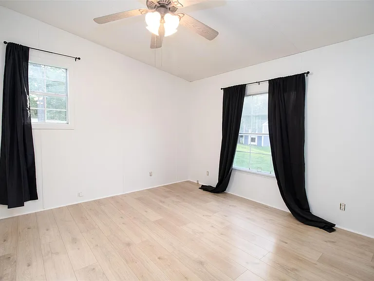 11524 Stidham Rd — Photo 17