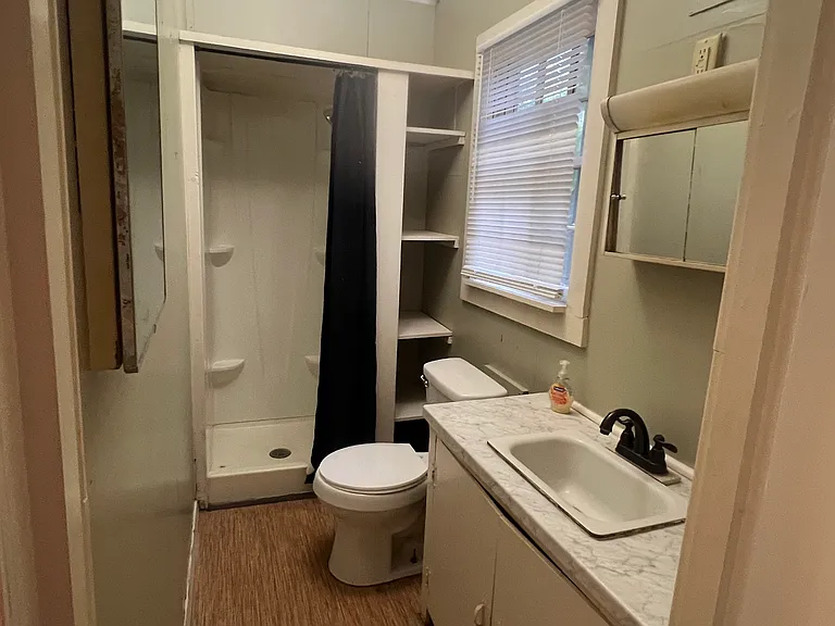 132 Madill St — Photo 8