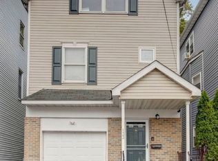 133 N Day St, Orange, NJ 07050