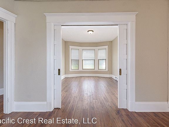 5th image of 409 Eastlake Ave E APT 306