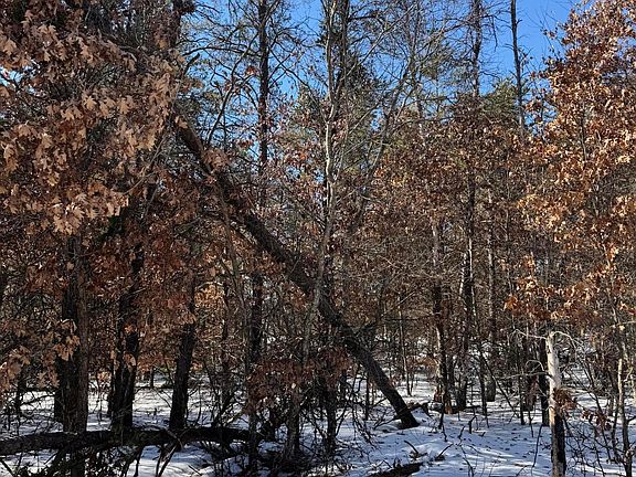 4th image of 22 S Stephan Bridge Rd