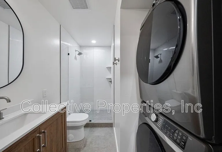 6842 Estrella Ave — Photo 10