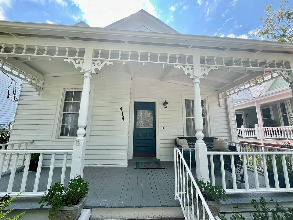 414 S 2nd St