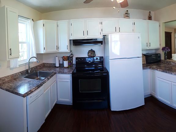 4th image of 3014 Greenway Dr