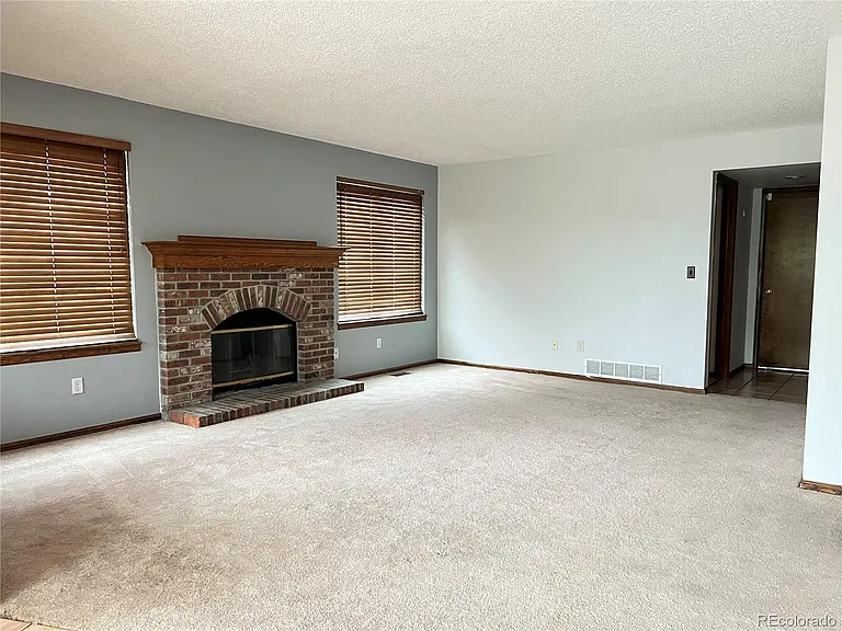 9881 Spring Hill Pl — Photo 11