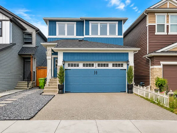 159 Hotchkiss Mnr SE, Calgary, AB T3S 0J5
