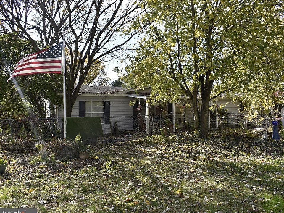 1st image of 7627 Eddy Dr