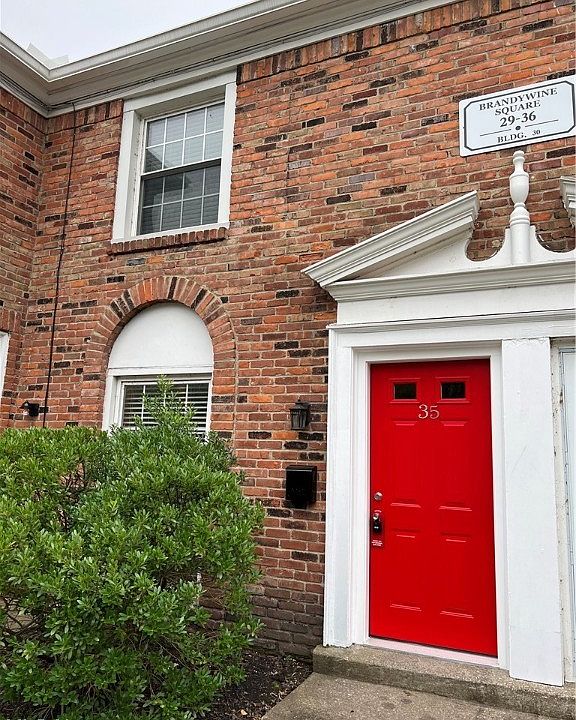 1st image of 30 Brandywine Sq #B-35