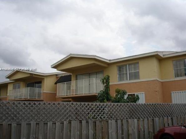 4650 NW 79th Ave APT 1F