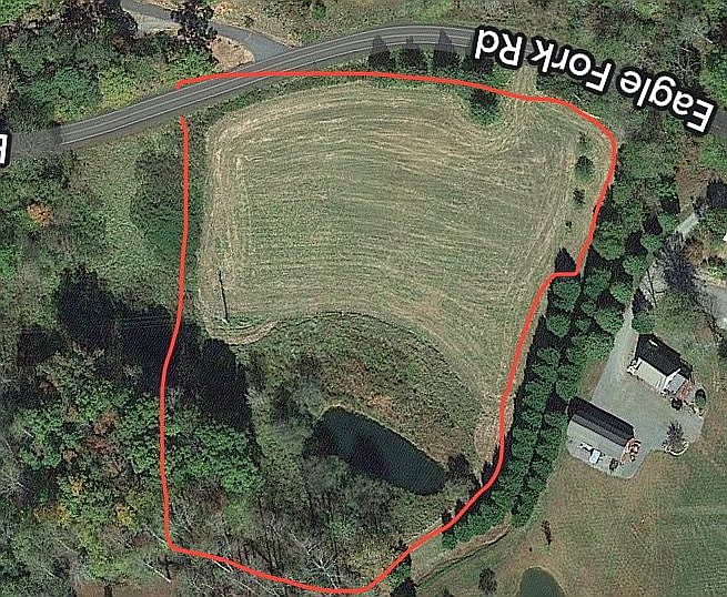 2nd image of 854 Eagle Fork Rd