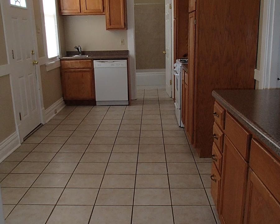 1st image of 5308 Wilson Ave