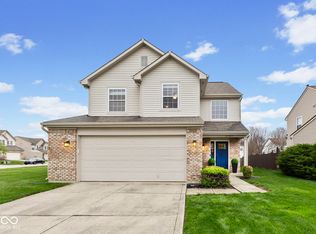 13323 Middlewood Ln, Fishers, IN 46038
