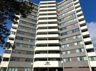 150 Neptune Dr #304, Toronto, ON M6A 2Y9